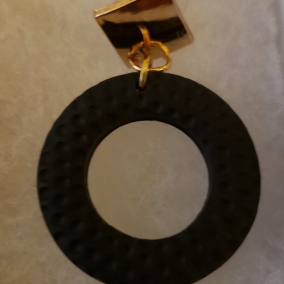 Earring Non Looped - Picture 12 of 13